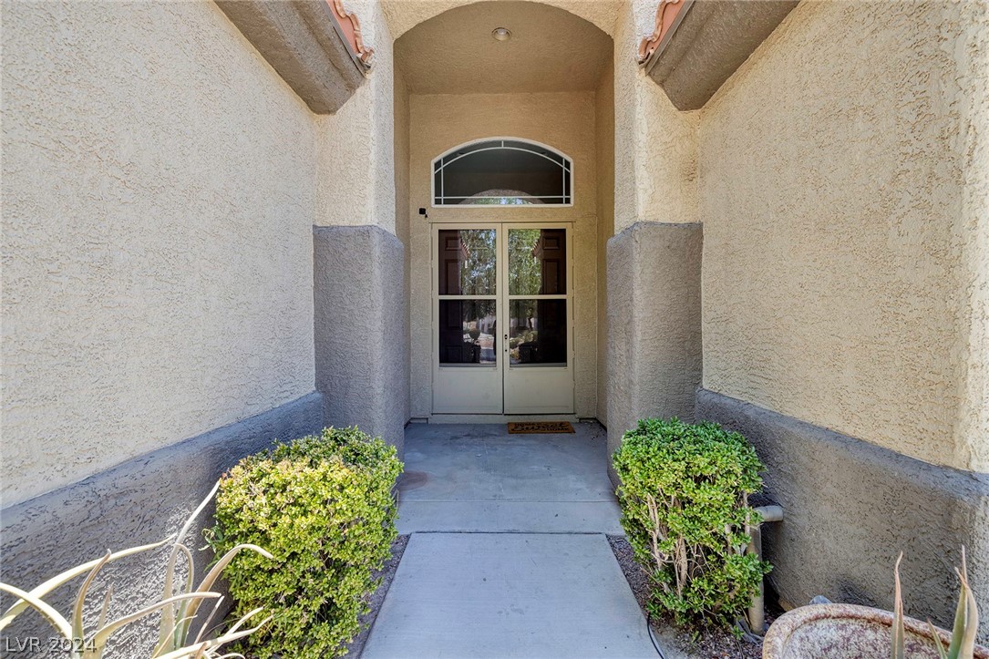 5201 Primrose Flower Avenue