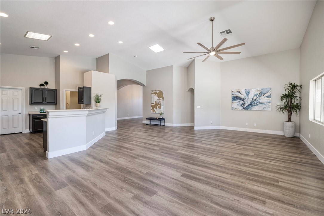 5201 Primrose Flower Avenue