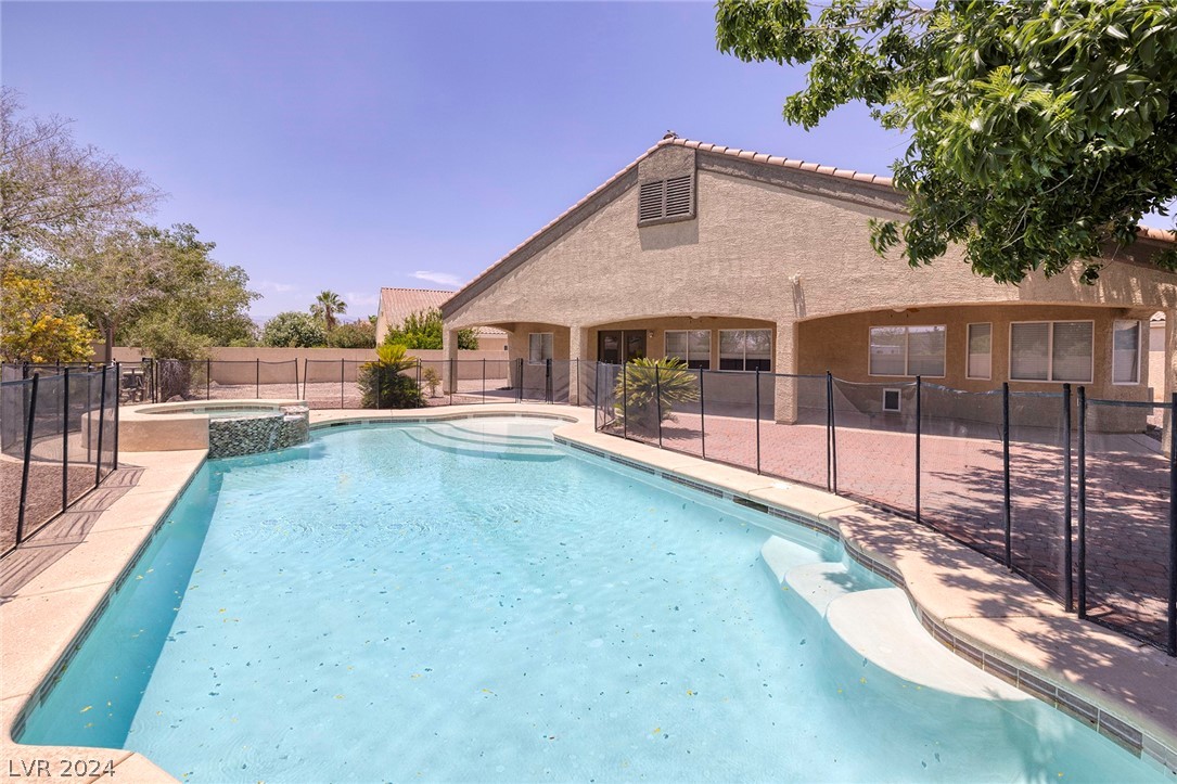 5201 Primrose Flower Avenue