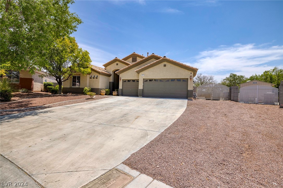 5201 Primrose Flower Avenue