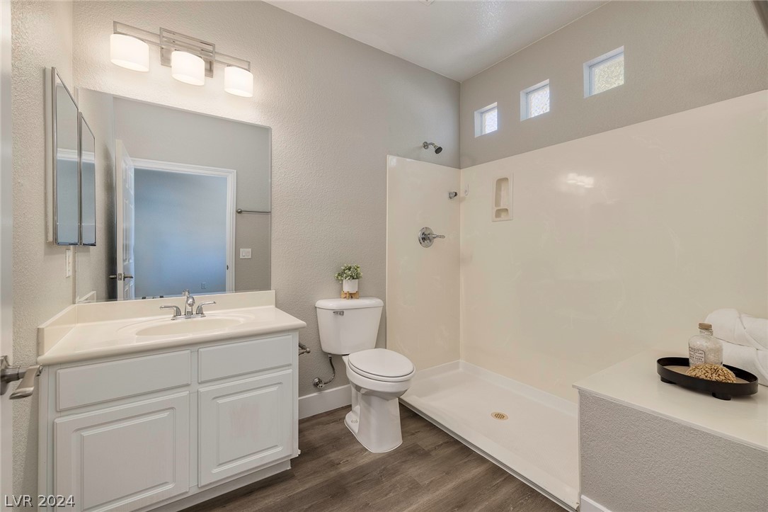 5201 Primrose Flower Avenue