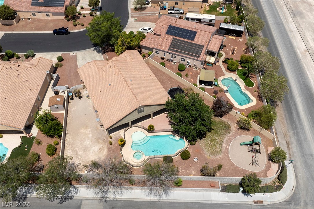 5201 Primrose Flower Avenue