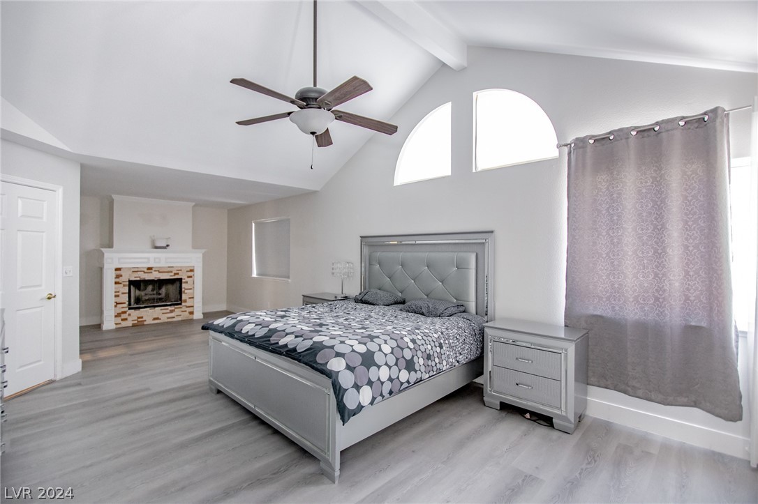 9713 Falling Star Avenue