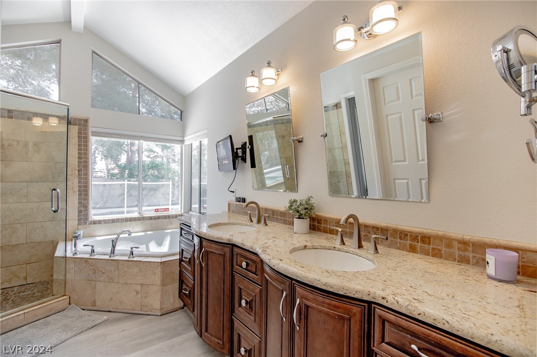 9713 Falling Star Avenue