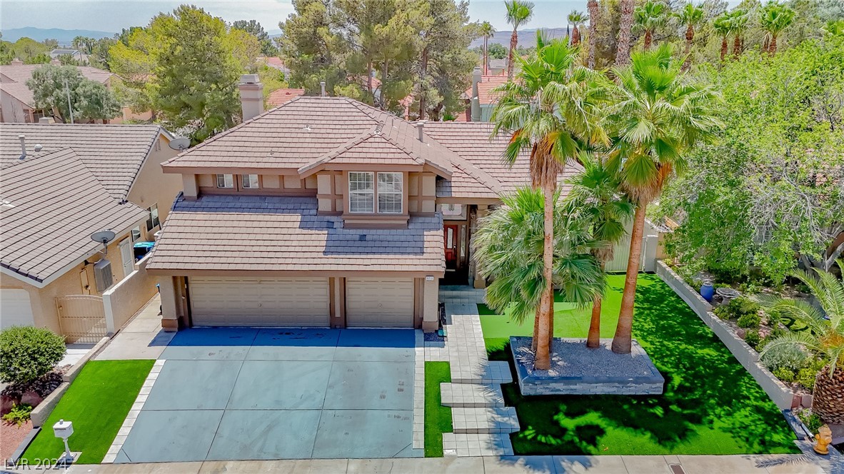 9713 Falling Star Avenue