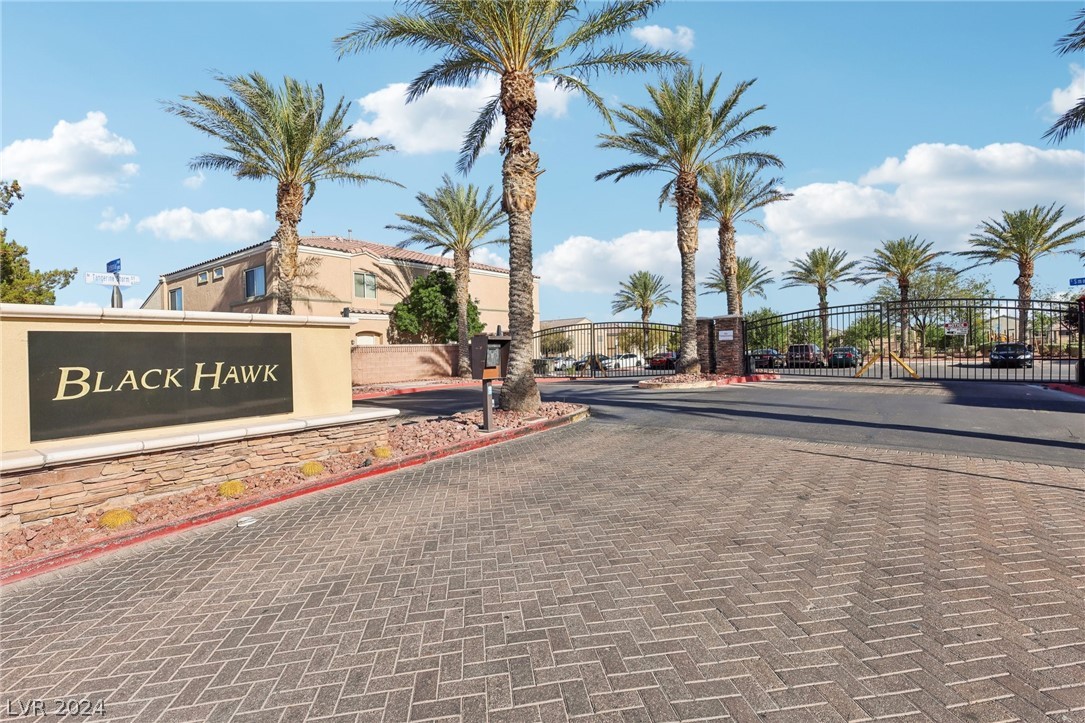 6325 Sandy Ridge Street 101
