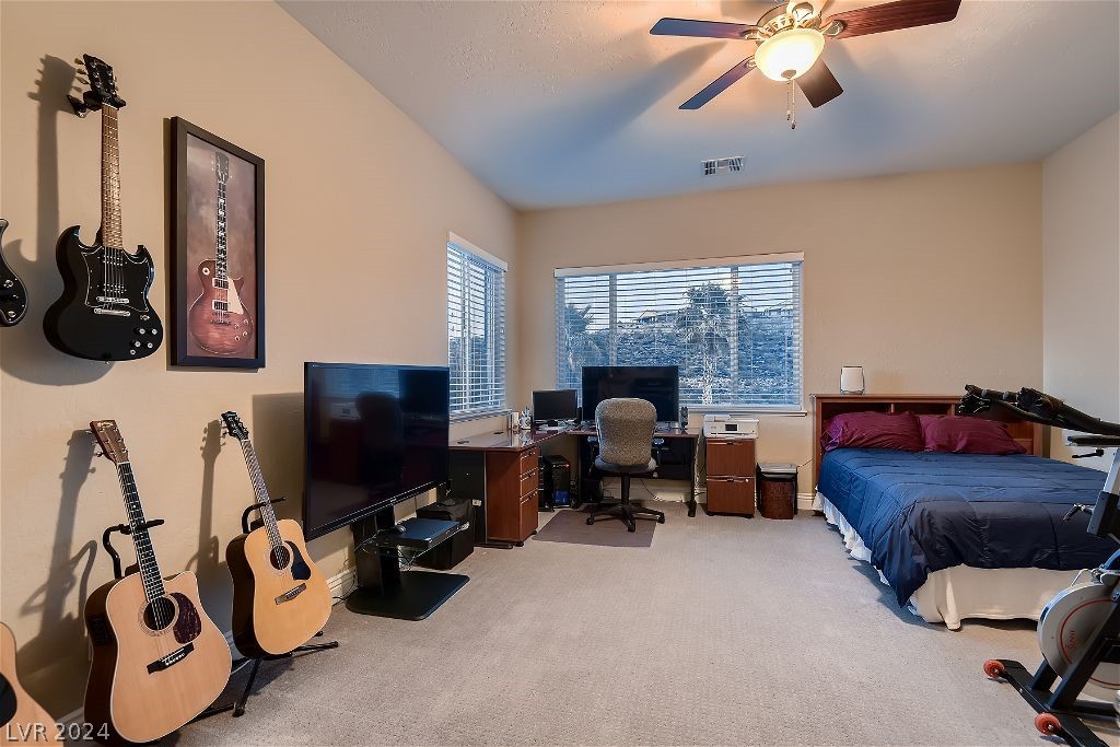 2432 Tyneside Street