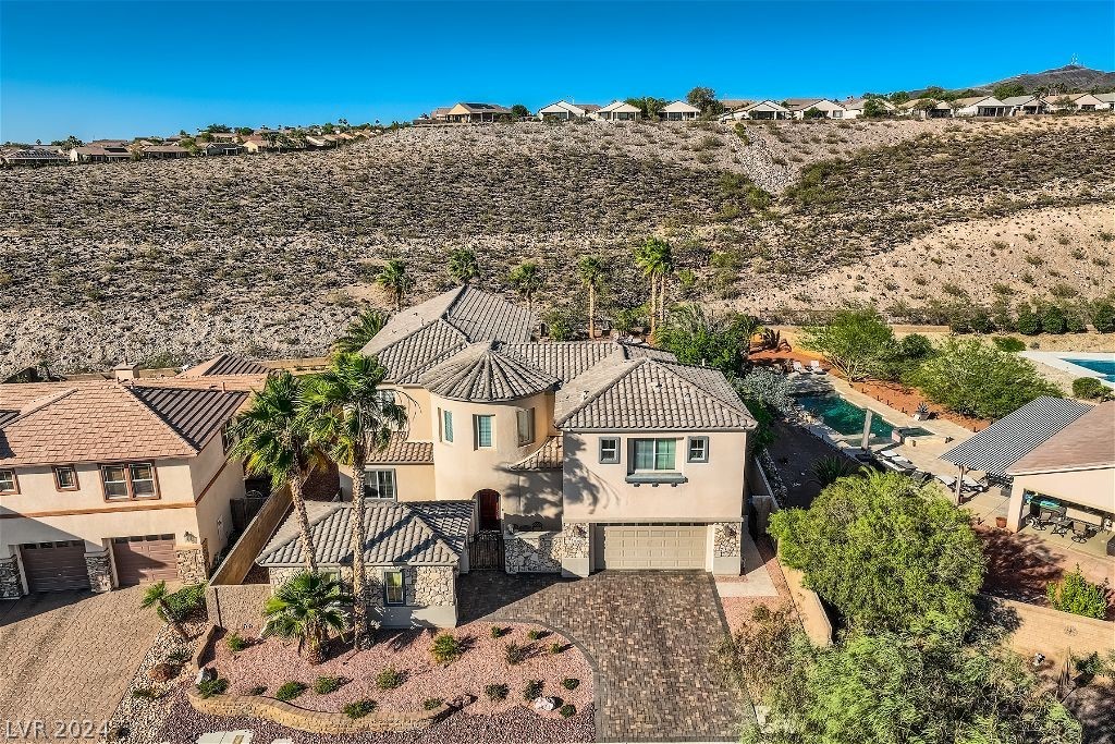 2432 Tyneside Street