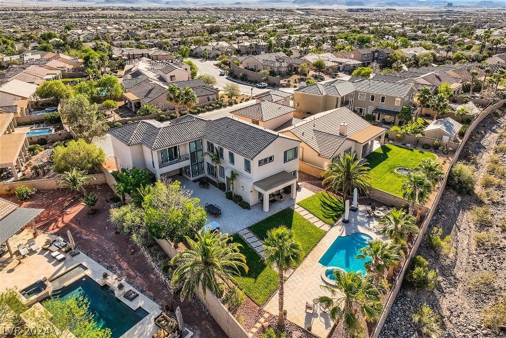 2432 Tyneside Street