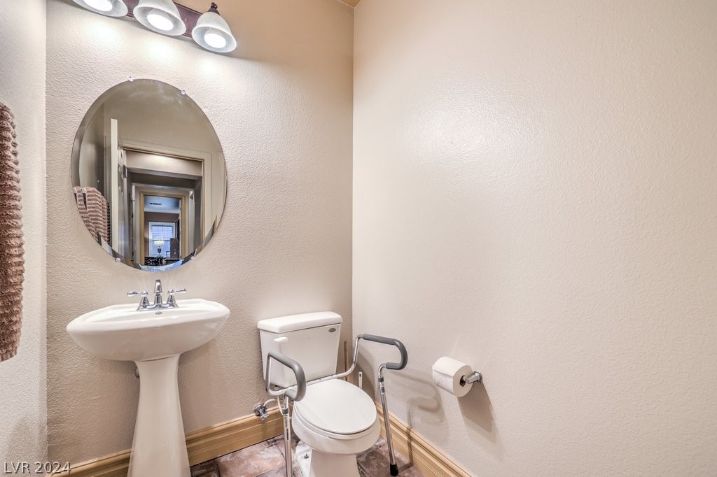 8345 Cupertino Heights Way