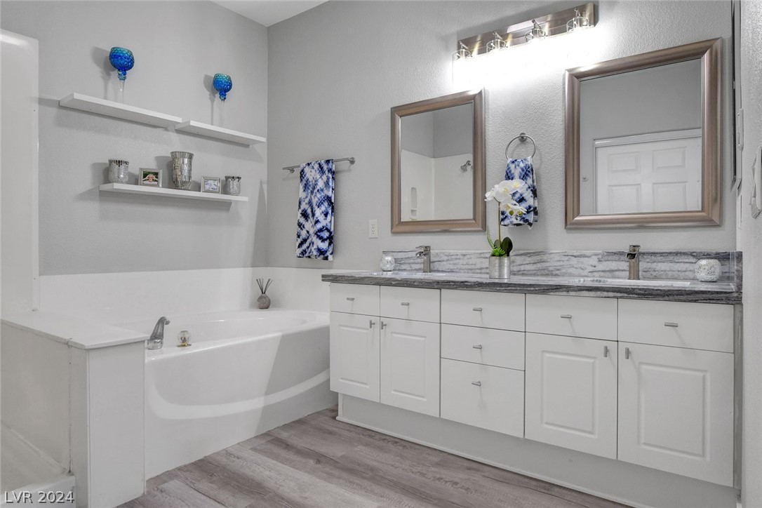 9645 Donner Springs Avenue