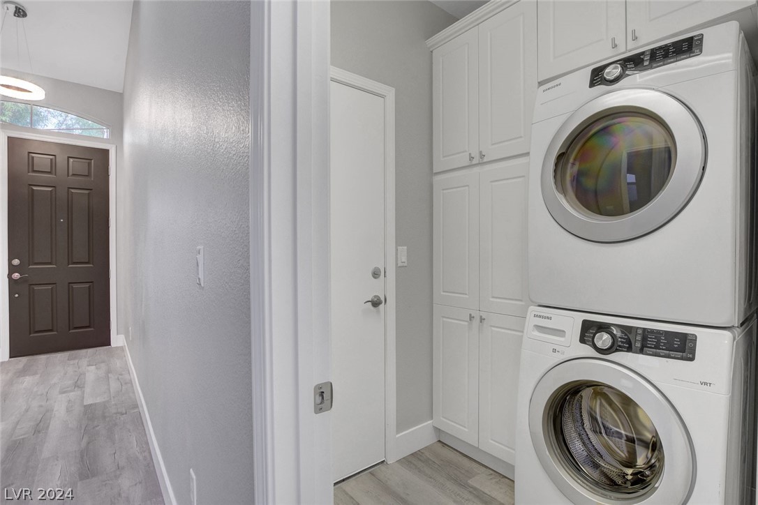 9645 Donner Springs Avenue