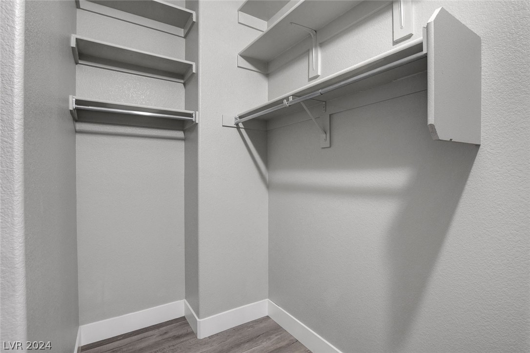 9645 Donner Springs Avenue