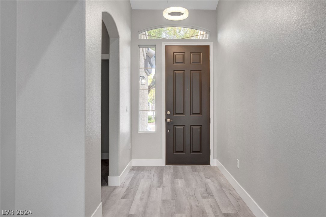 9645 Donner Springs Avenue