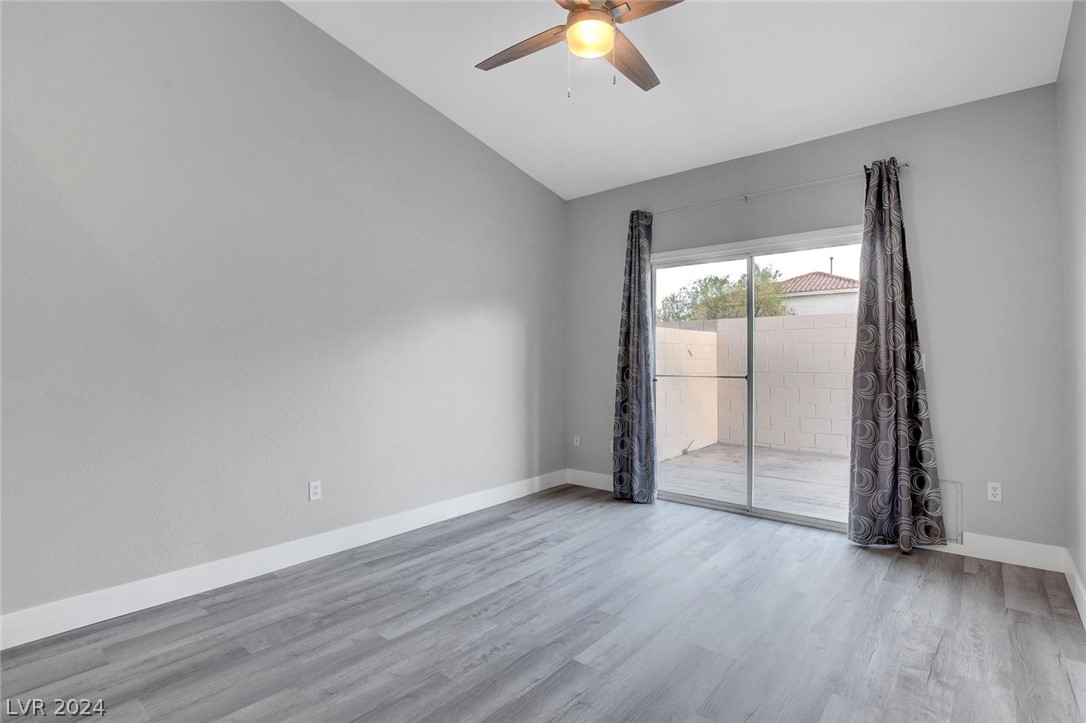 9645 Donner Springs Avenue