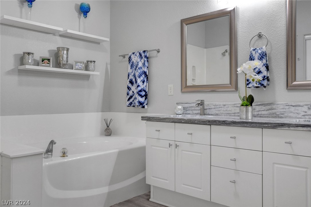 9645 Donner Springs Avenue