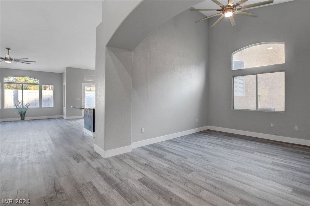 9645 Donner Springs Avenue