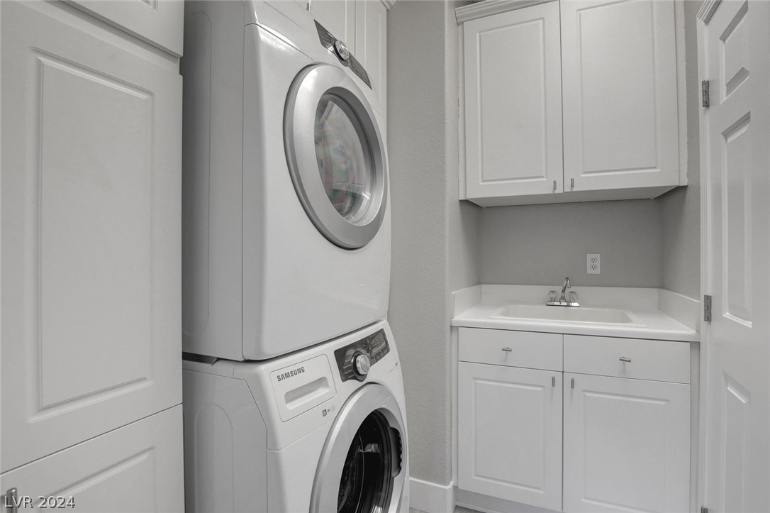 9645 Donner Springs Avenue