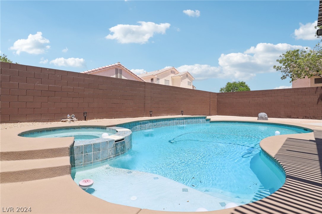 6704 Rio Sands Court