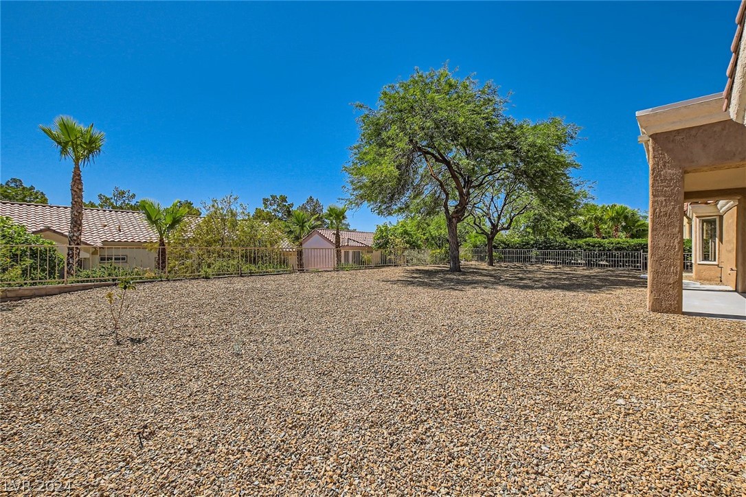 2548 Tumble Brook Drive