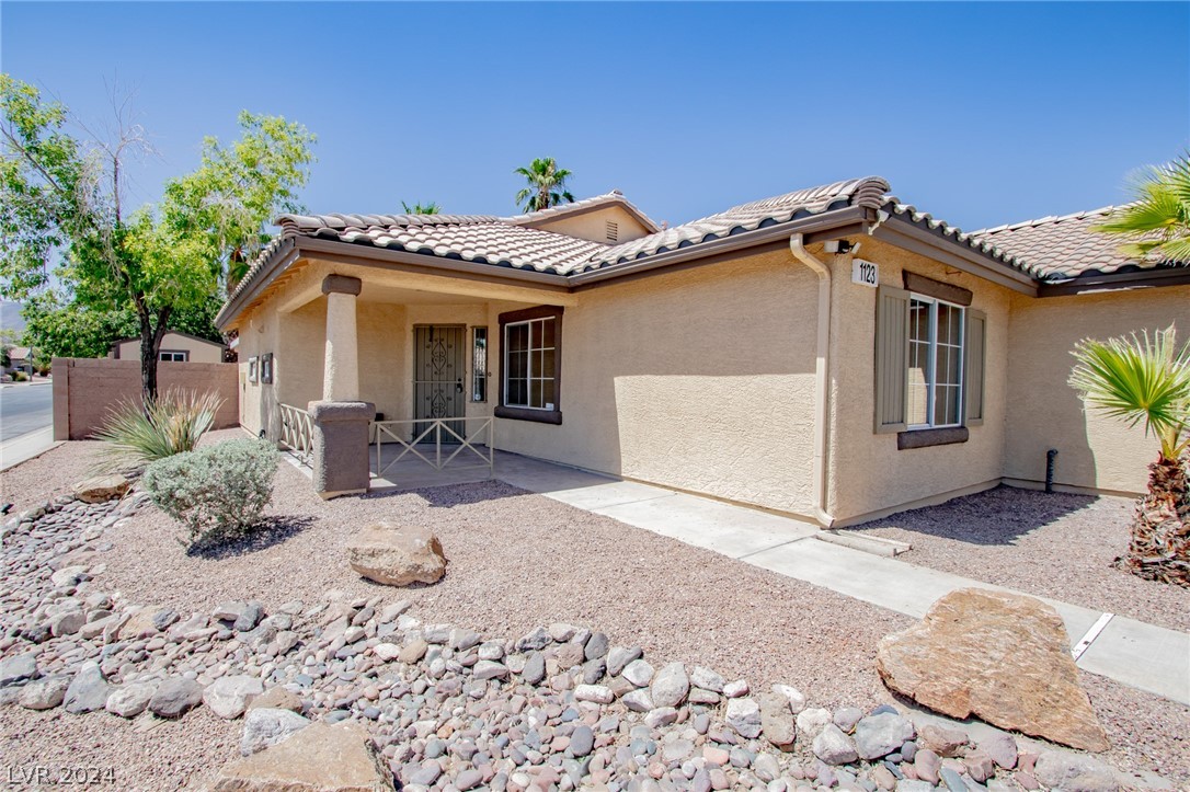 1123 Sierra Laurel Court