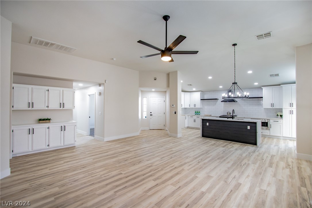 1123 Sierra Laurel Court