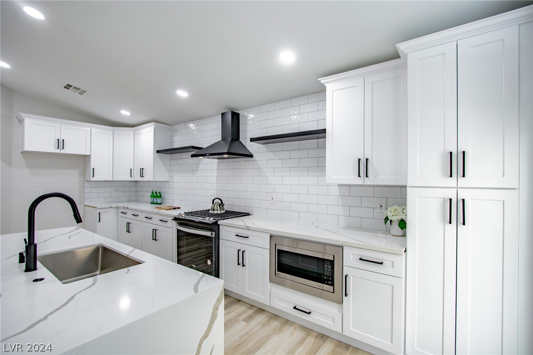 1123 Sierra Laurel Court