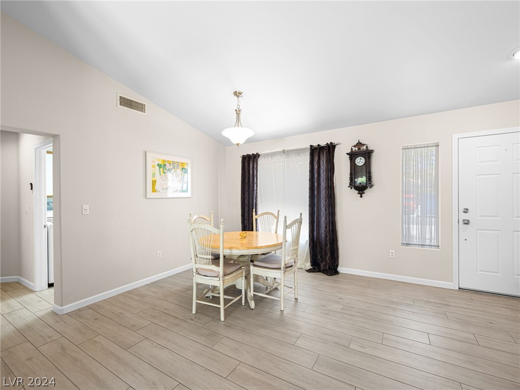 10121 Button Willow Drive
