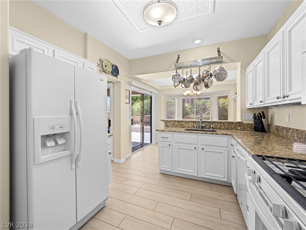 10121 Button Willow Drive