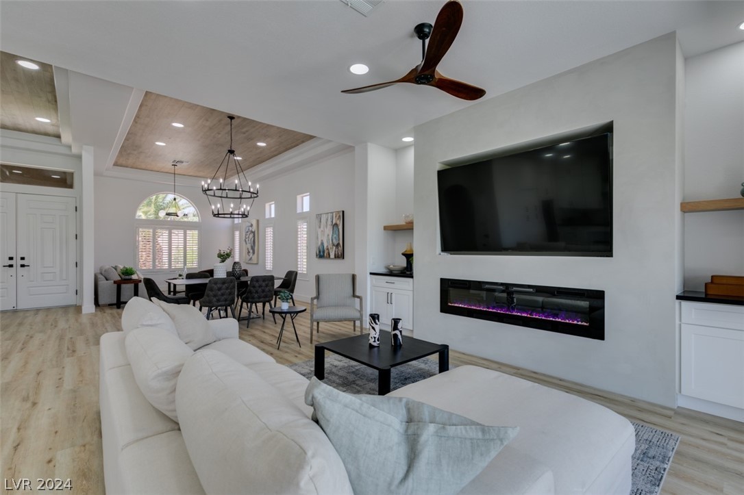 9513 Villa Ridge Drive