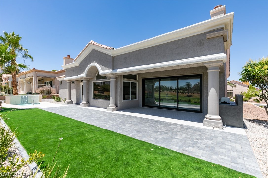 9513 Villa Ridge Drive