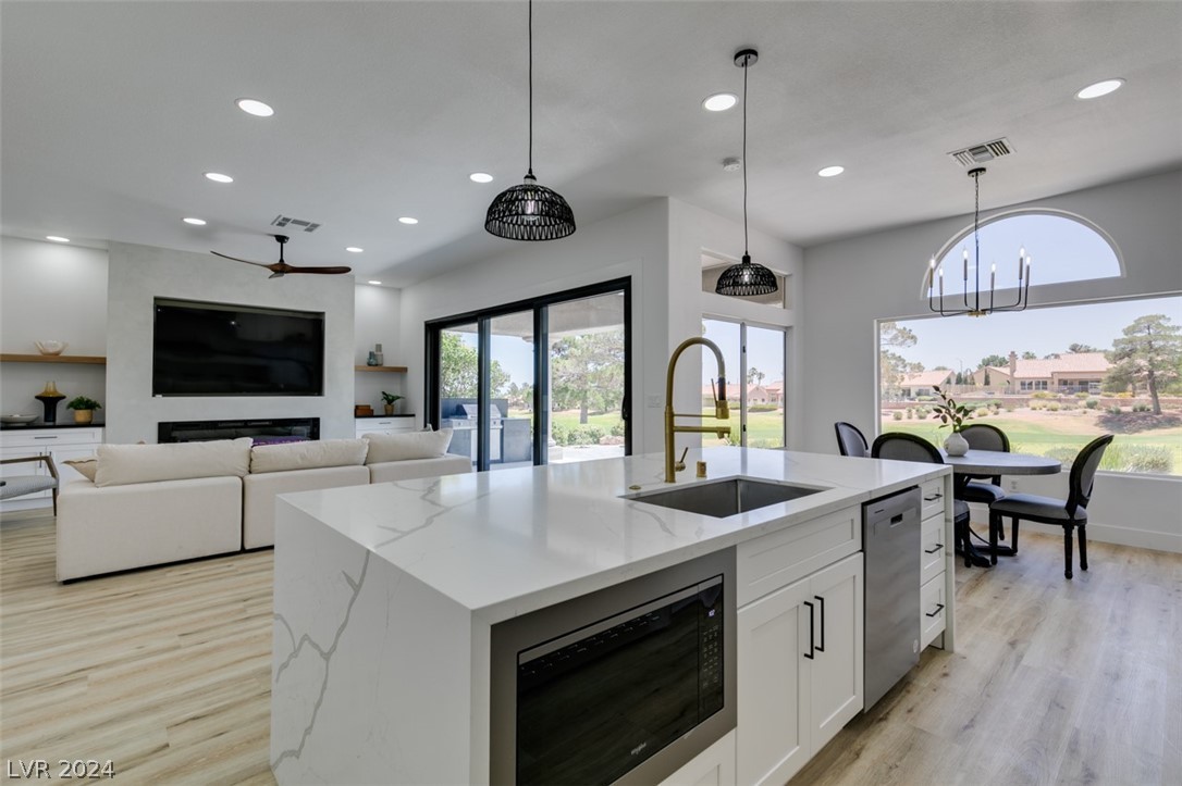 9513 Villa Ridge Drive