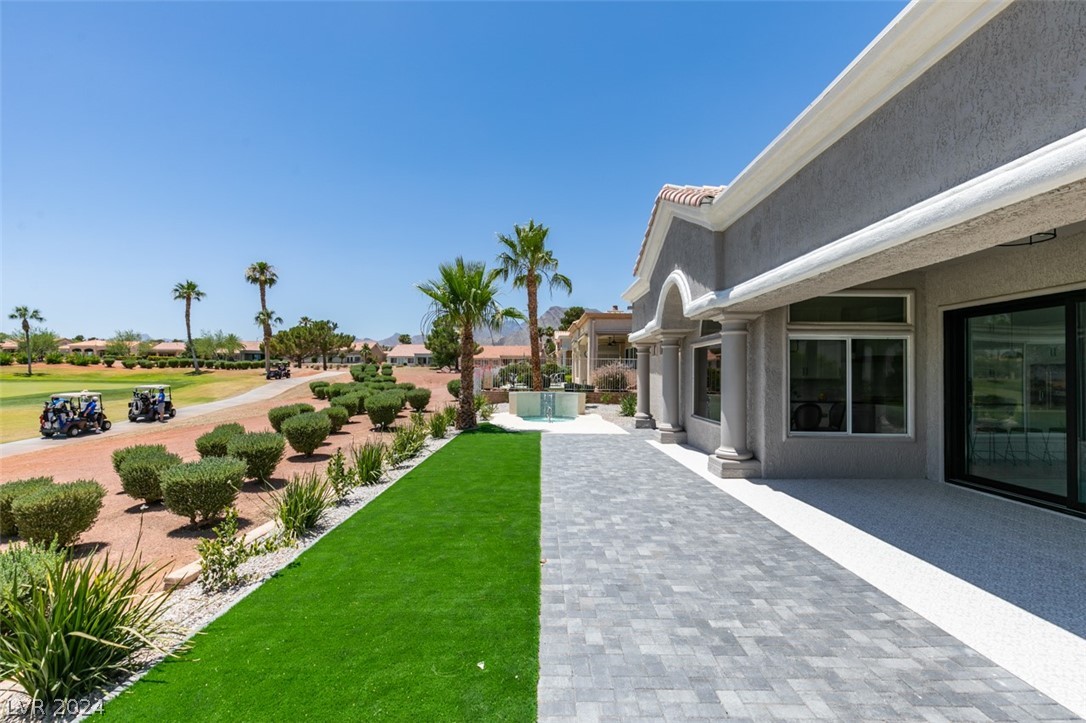 9513 Villa Ridge Drive