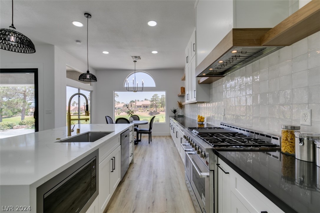 9513 Villa Ridge Drive