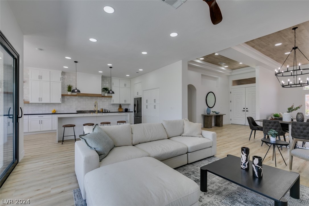 9513 Villa Ridge Drive