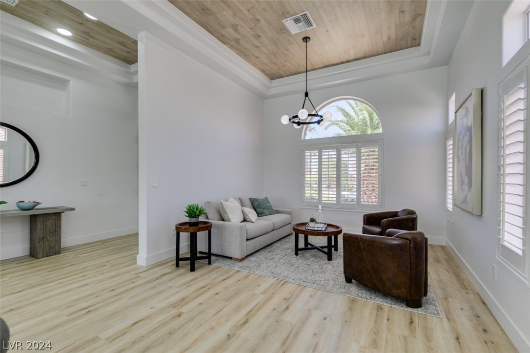 9513 Villa Ridge Drive