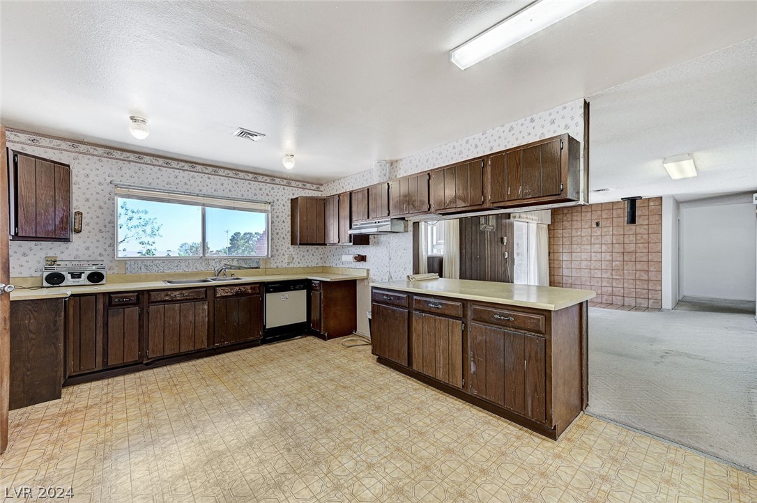 832 San Gabriel Avenue