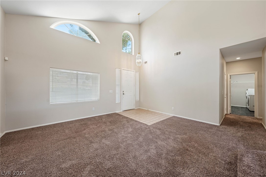 2212 Flowering Cactus Avenue