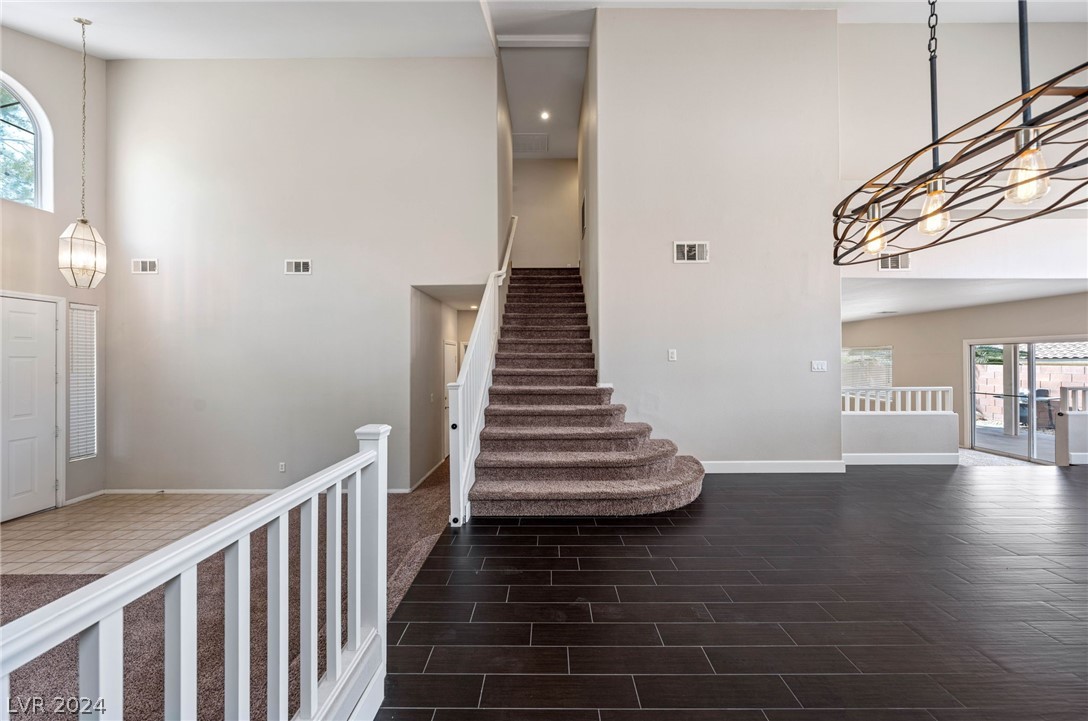 2212 Flowering Cactus Avenue