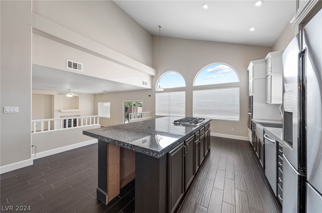 2212 Flowering Cactus Avenue