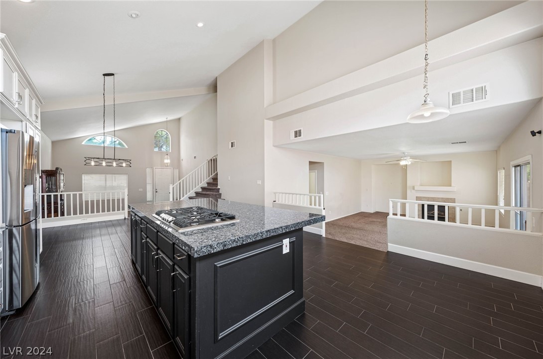 2212 Flowering Cactus Avenue