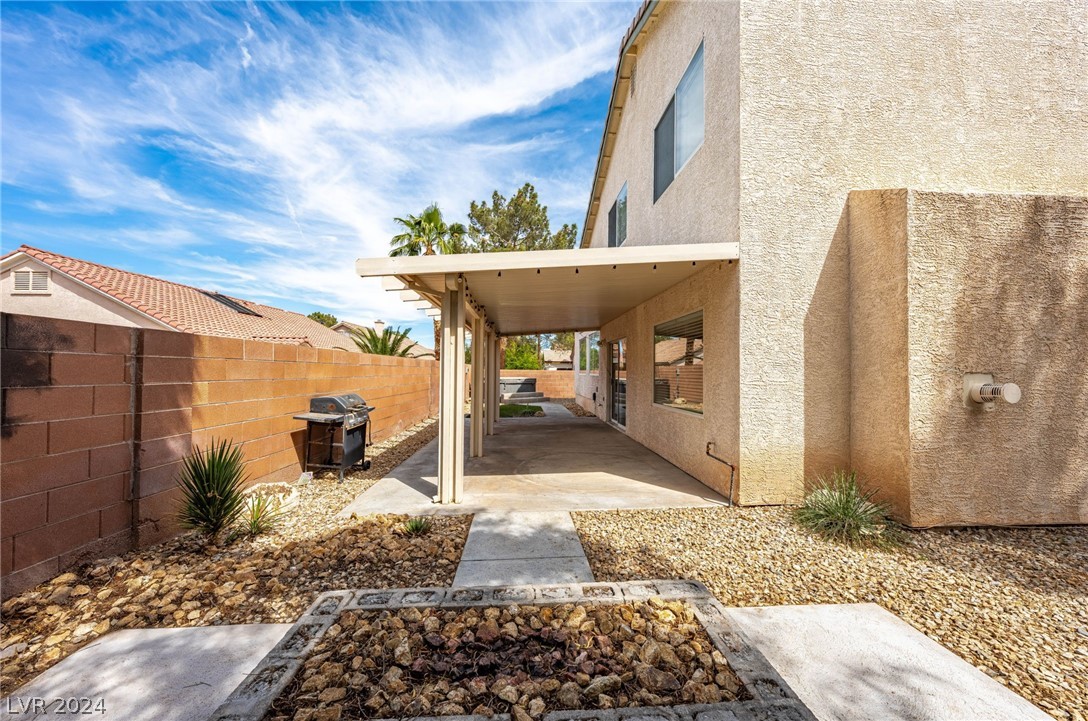 2212 Flowering Cactus Avenue