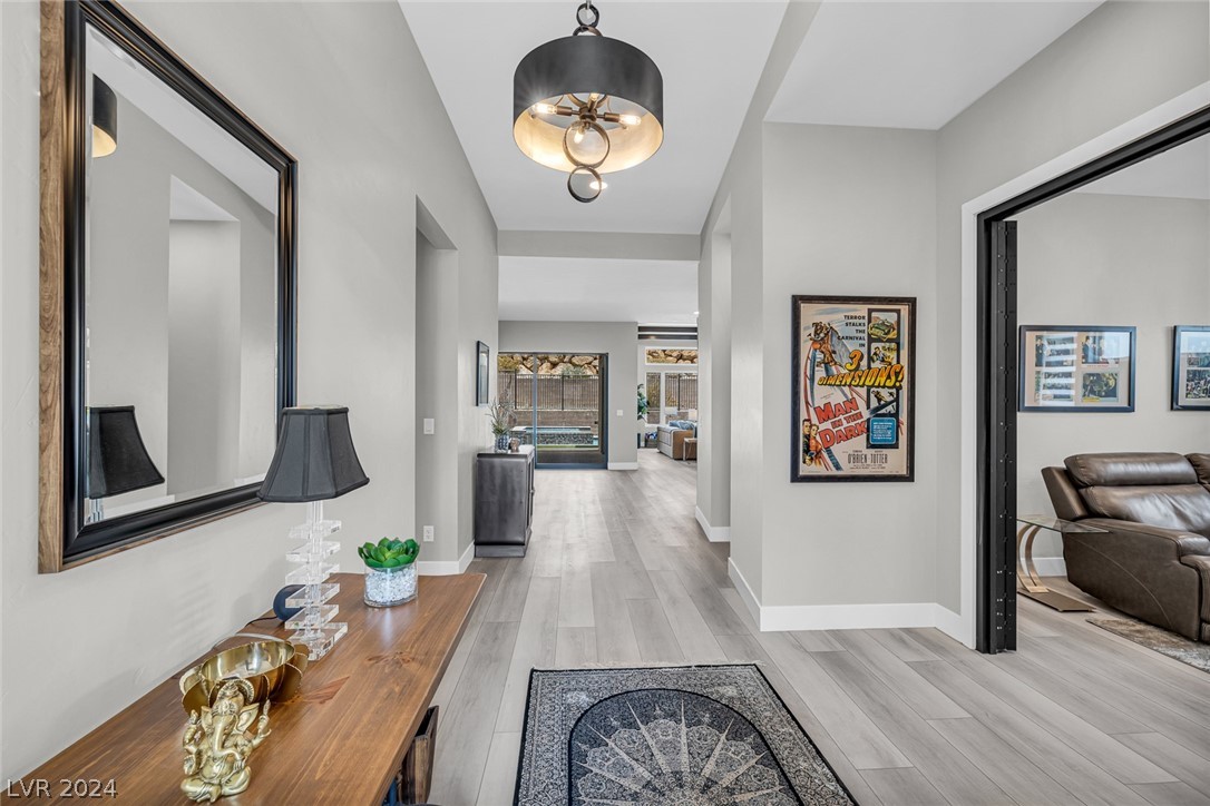 397 Cliff Terrace Avenue