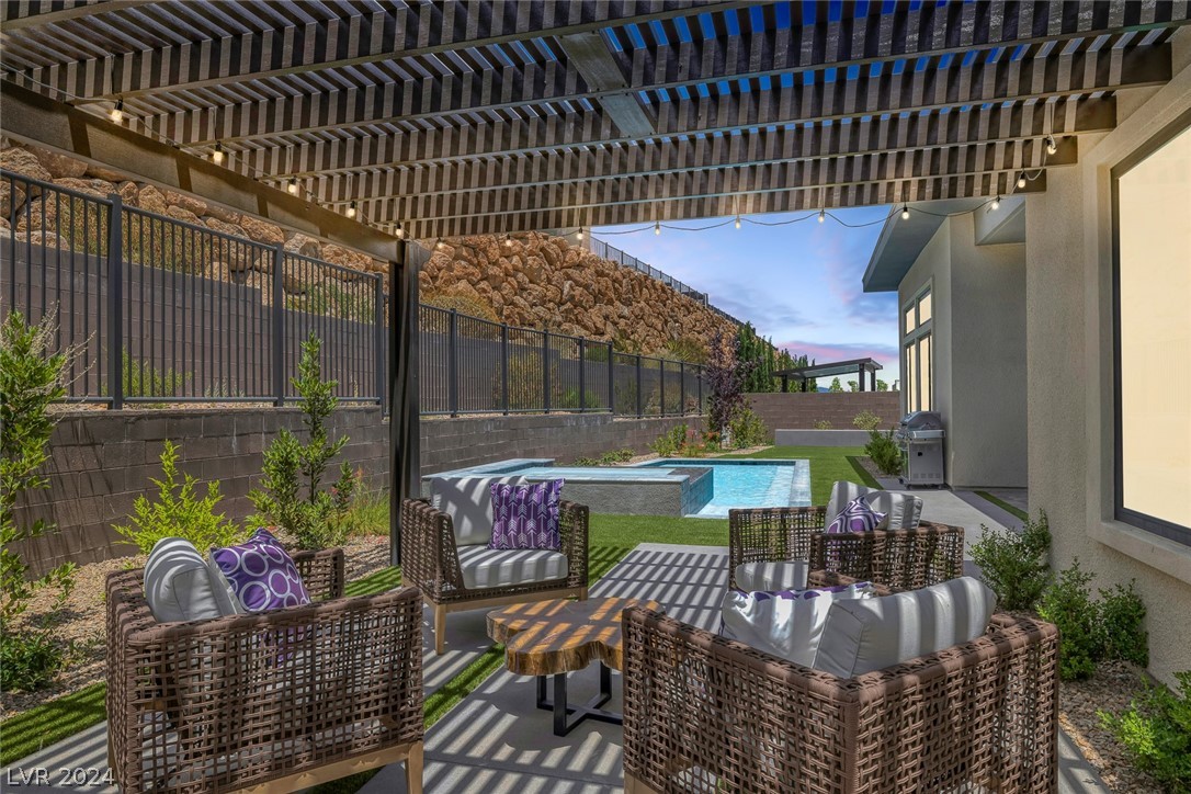 397 Cliff Terrace Avenue