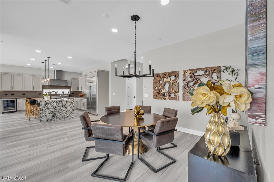 397 Cliff Terrace Avenue