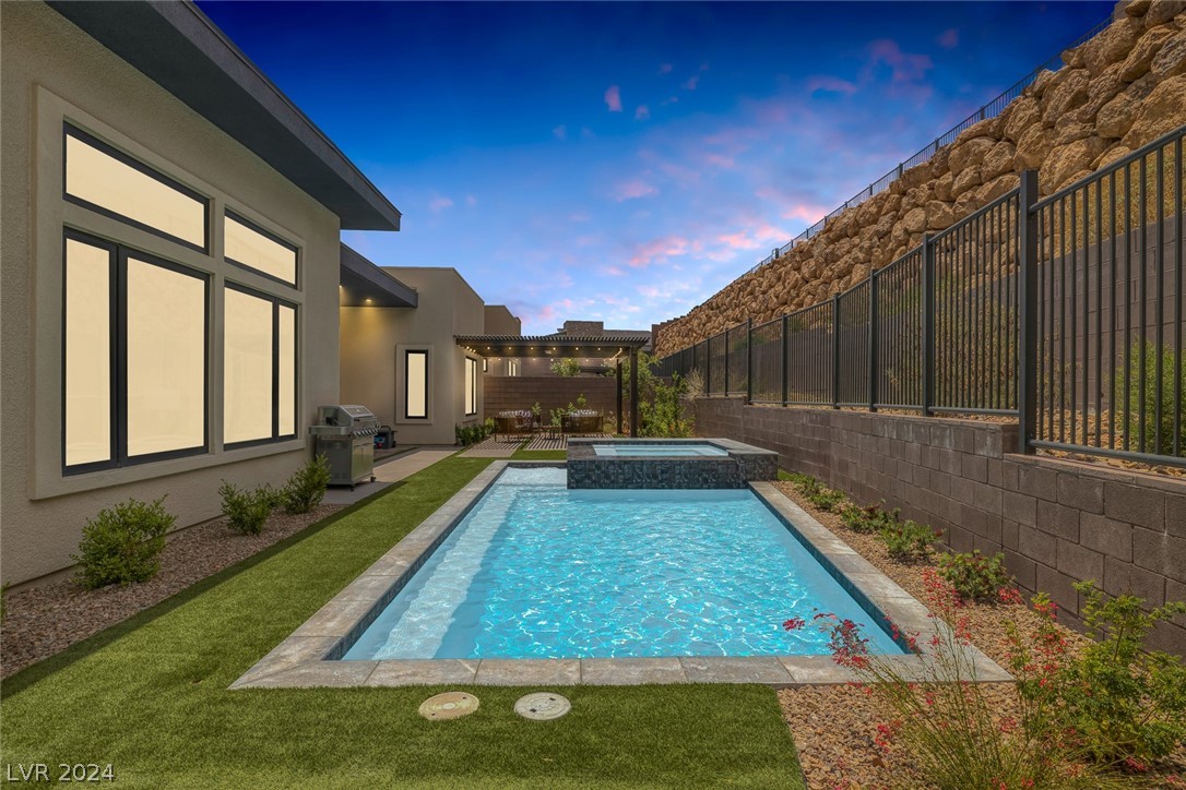 397 Cliff Terrace Avenue