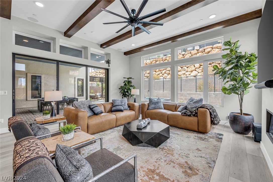 397 Cliff Terrace Avenue