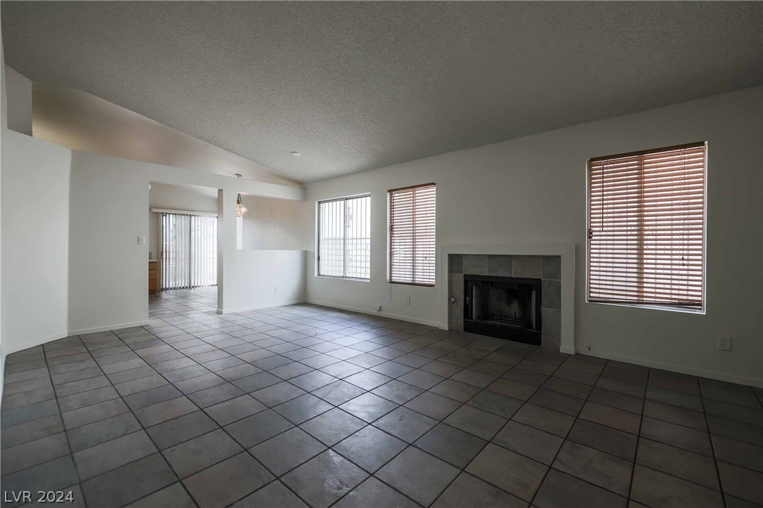 5260 Coral Vine Way