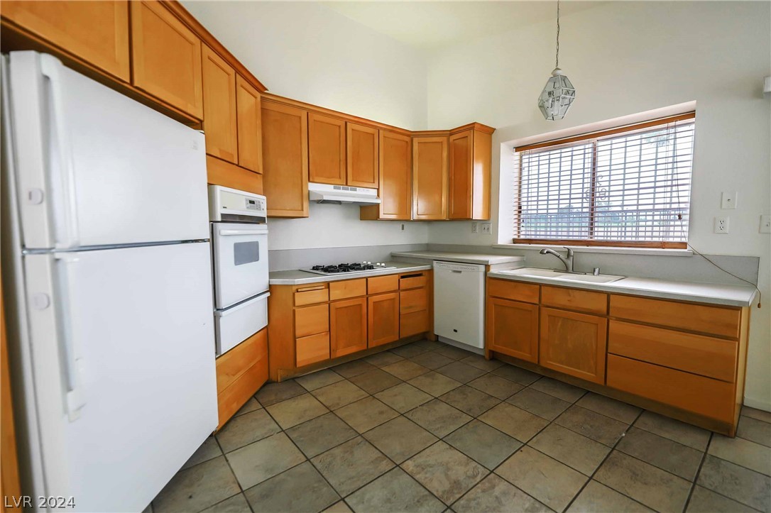 5260 Coral Vine Way
