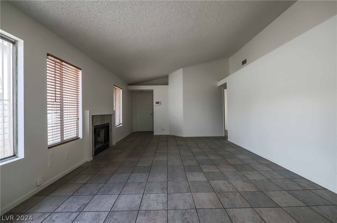 5260 Coral Vine Way